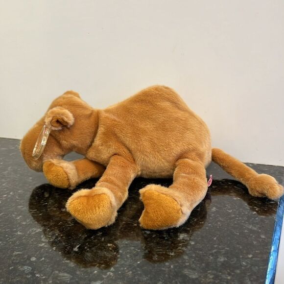 Vintage Ty Beanie Buddy Humphrey The Camel 1998 Retired . With Ear Tag - Picture 3 of 13